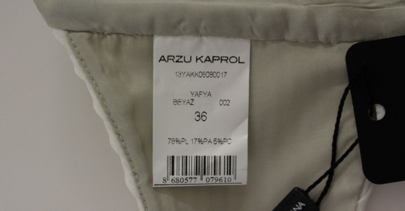 Шикарний жилет Arzu Kaprol з відкритою спиною і бахромою