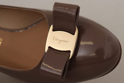 Елегантні коричневі човники Salvatore Ferragamo Caraway з бантом Vara