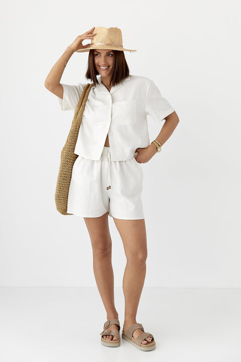 Linen suit with shirt and shorts