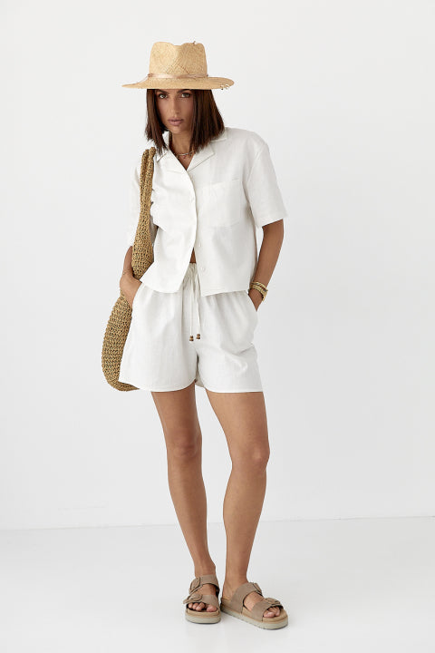 Linen suit with shirt and shorts