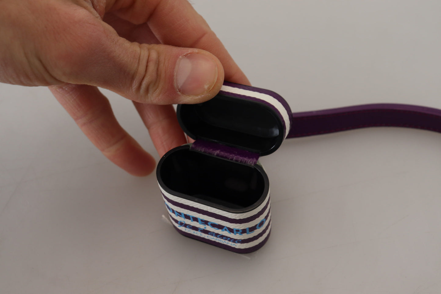 Шкіряний чохол Dolce &amp; Gabbana Chic Purple Airpods
