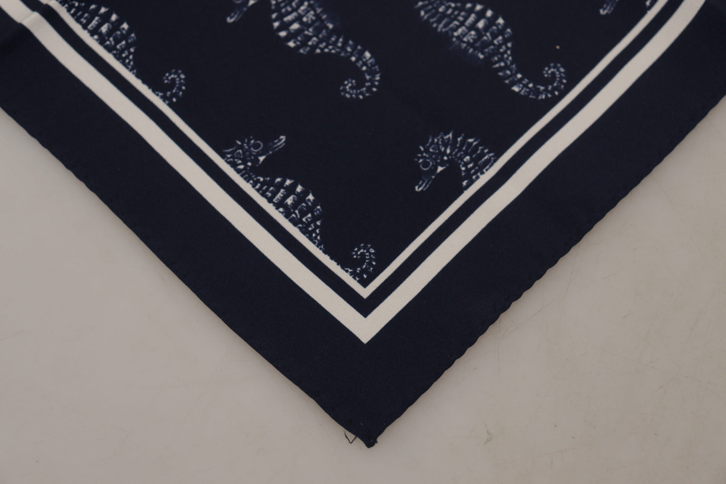 Чоловічий шовковий шарф Dolce &amp; Gabbana Elegant Blue Sea Horse