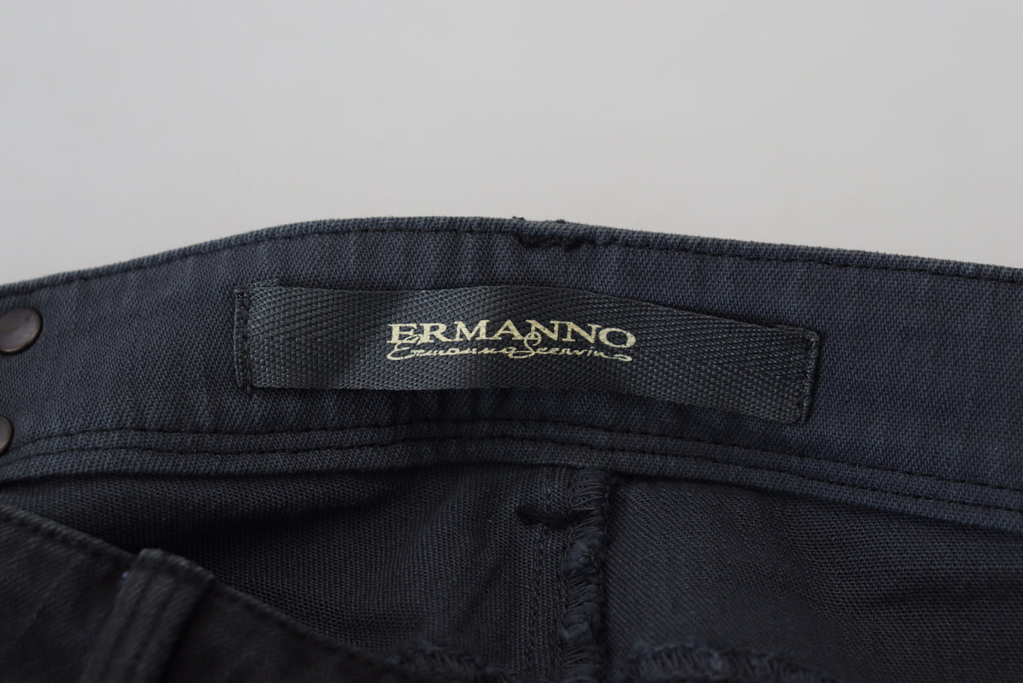 Чорні вузькі джинси Ermanno Scervino Chic із заниженою талією