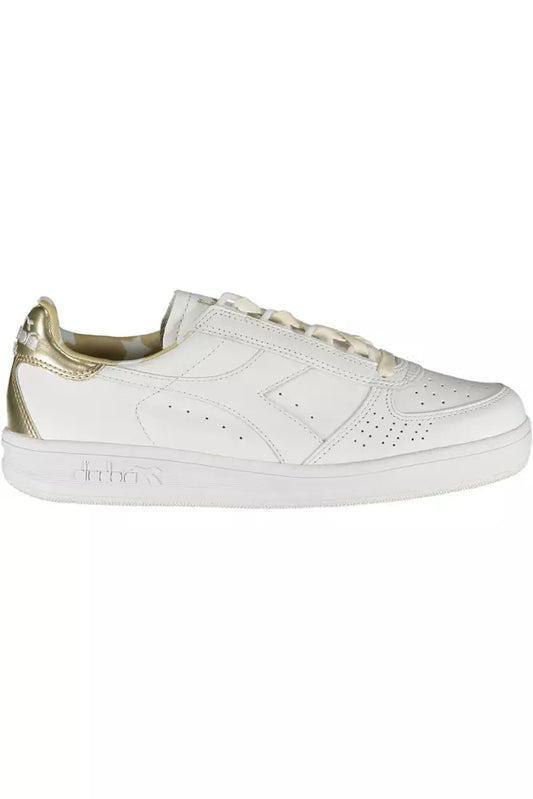 Білі шкіряні жіночі кросівки Diadora