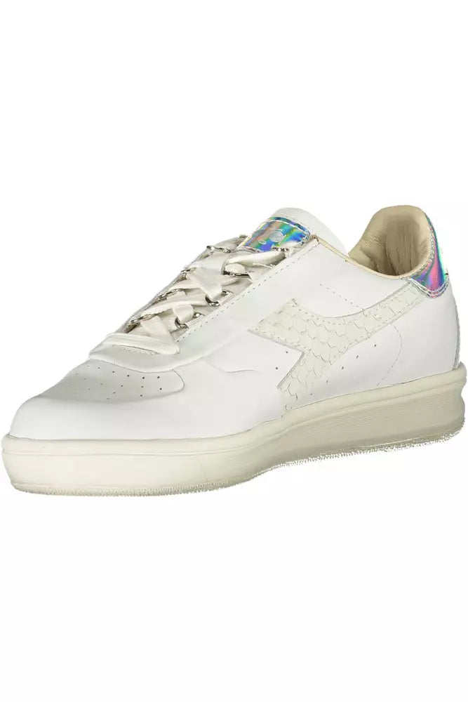 Білі шкіряні жіночі кросівки Diadora