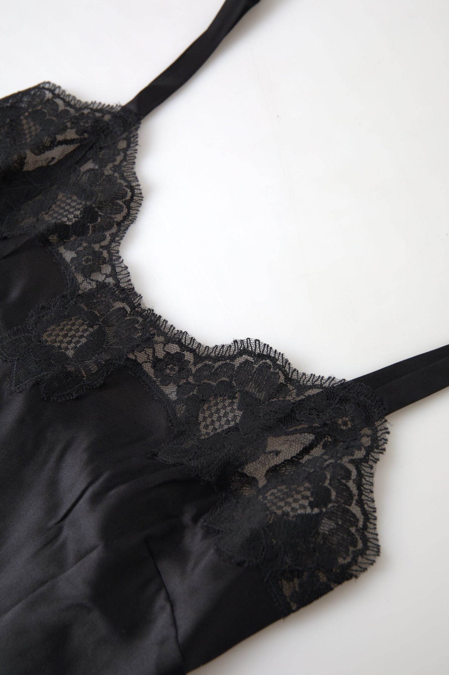 Dolce &amp; Gabbana Sultry чорний шовковий топ-камізол