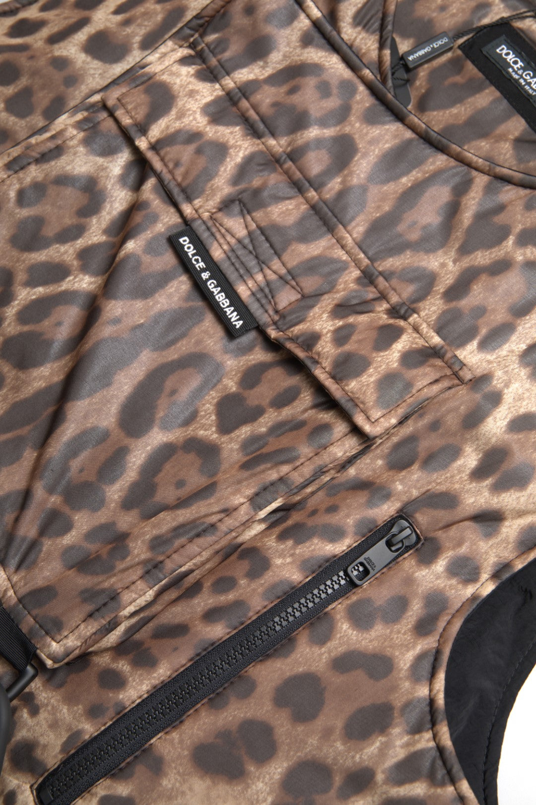 Ексклюзивний спортивний одяг Dolce &amp; Gabbana Silk Leopard Vest