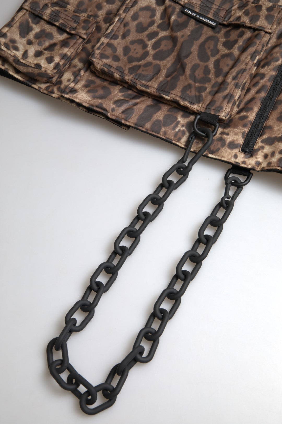 Ексклюзивний спортивний одяг Dolce &amp; Gabbana Silk Leopard Vest