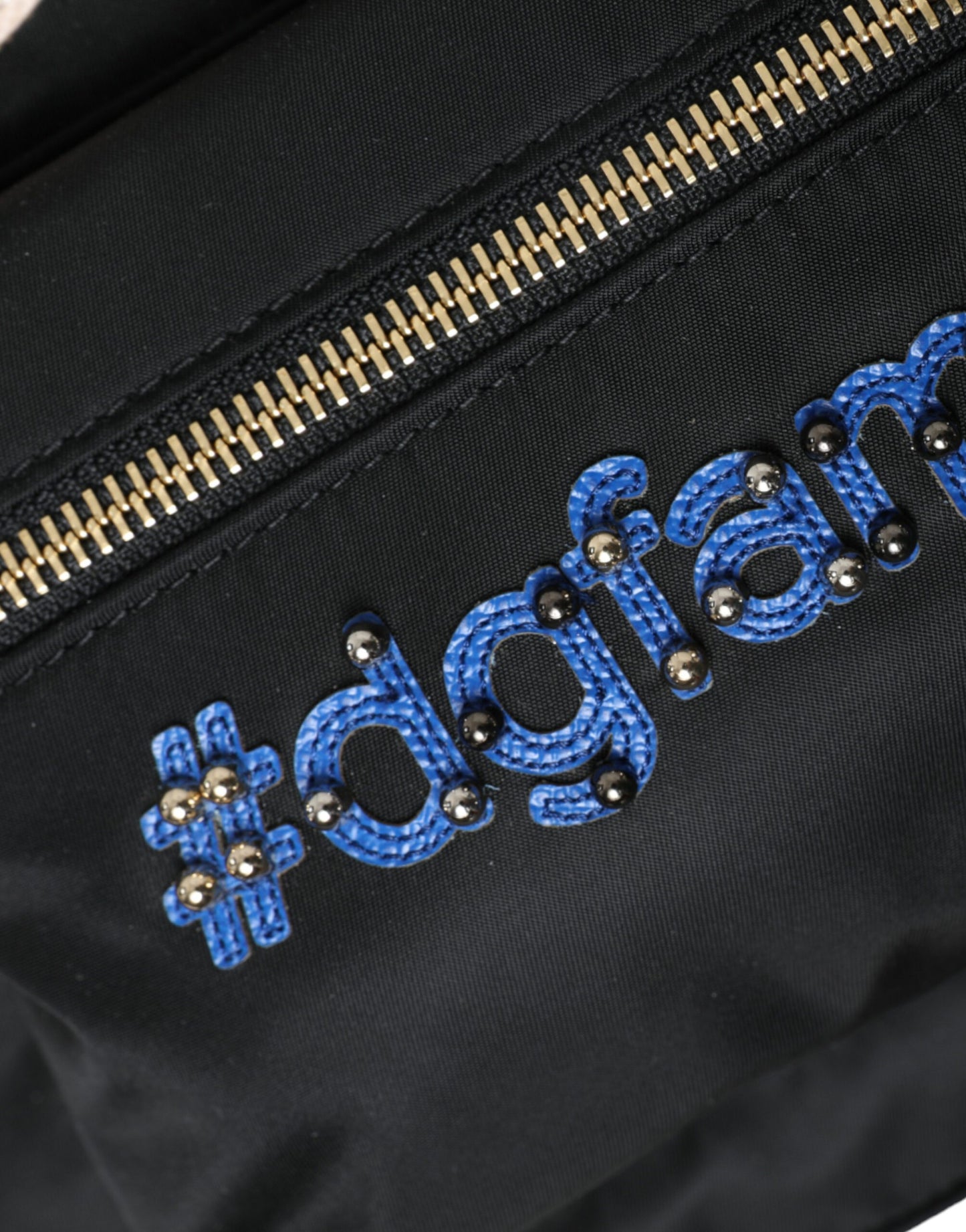 Елегантний рюкзак Dolce &amp; Gabbana з деталями чорного золота
