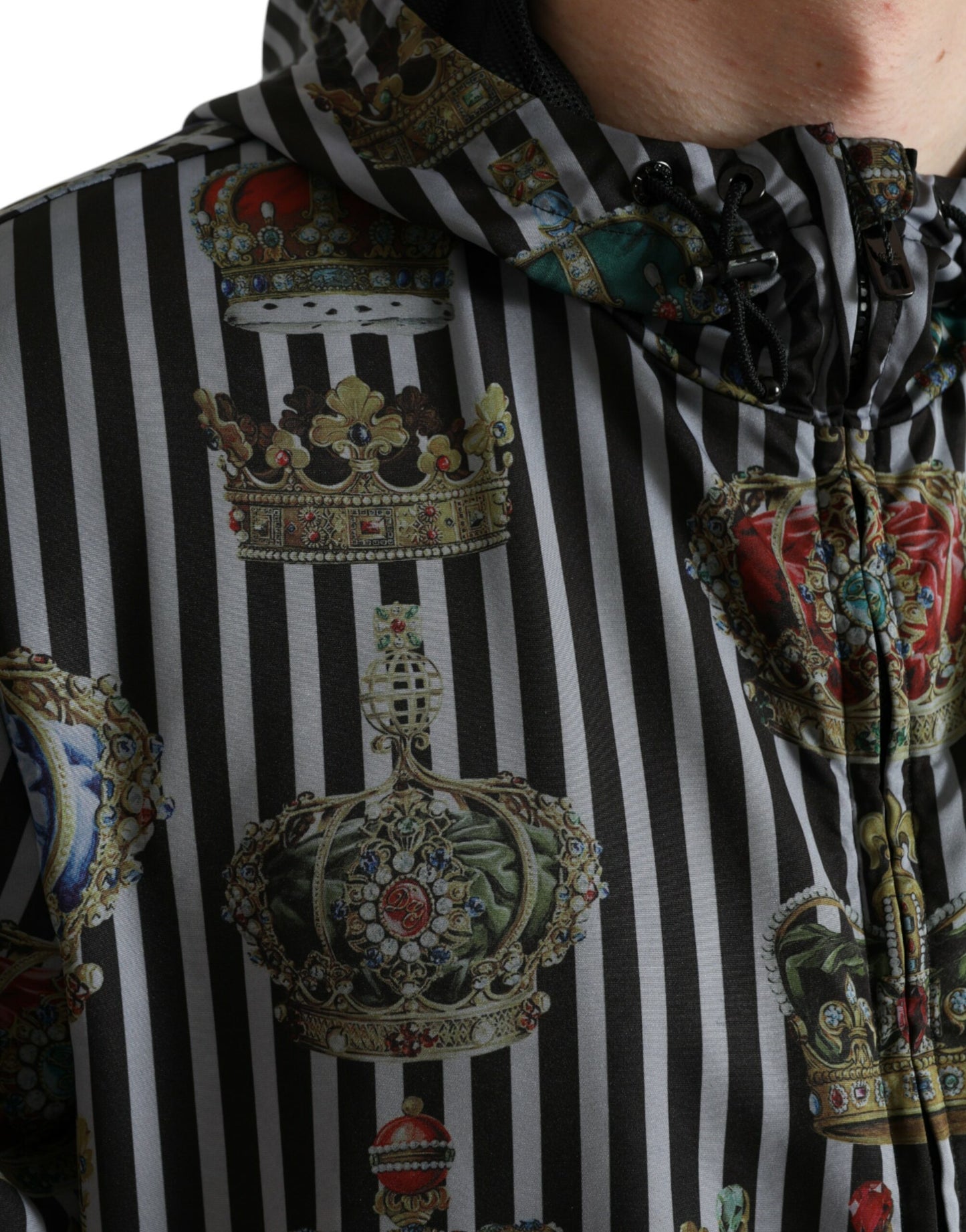 Чорно-біла технічна куртка Dolce &amp; Gabbana Chic з капюшоном