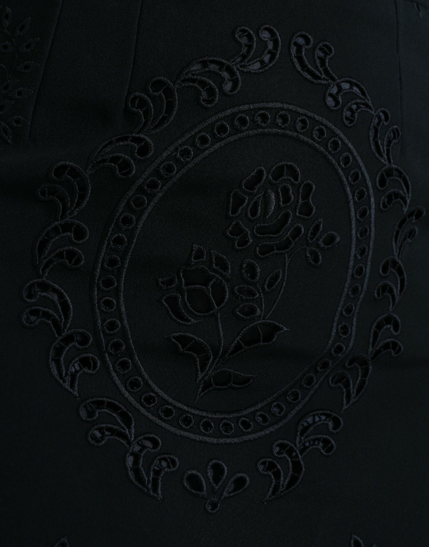 Чорна облягаюча міді сукня з квітковим мереживом Dolce &amp; Gabbana