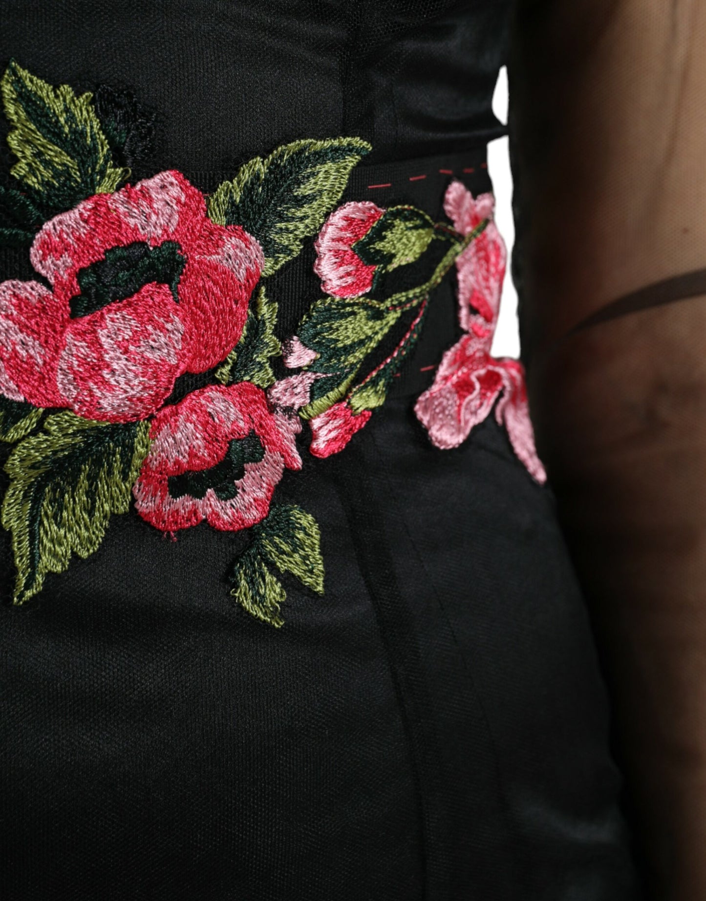 Довга вечірня сукня Dolce &amp; Gabbana з тюлю з квітковою вишивкою