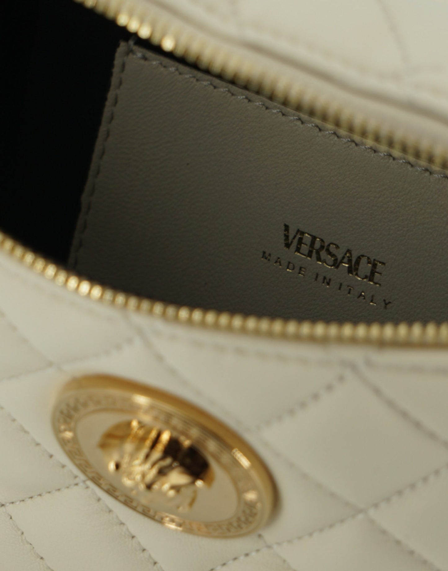 Елегантна шкіряна поясна сумка Versace Lamb