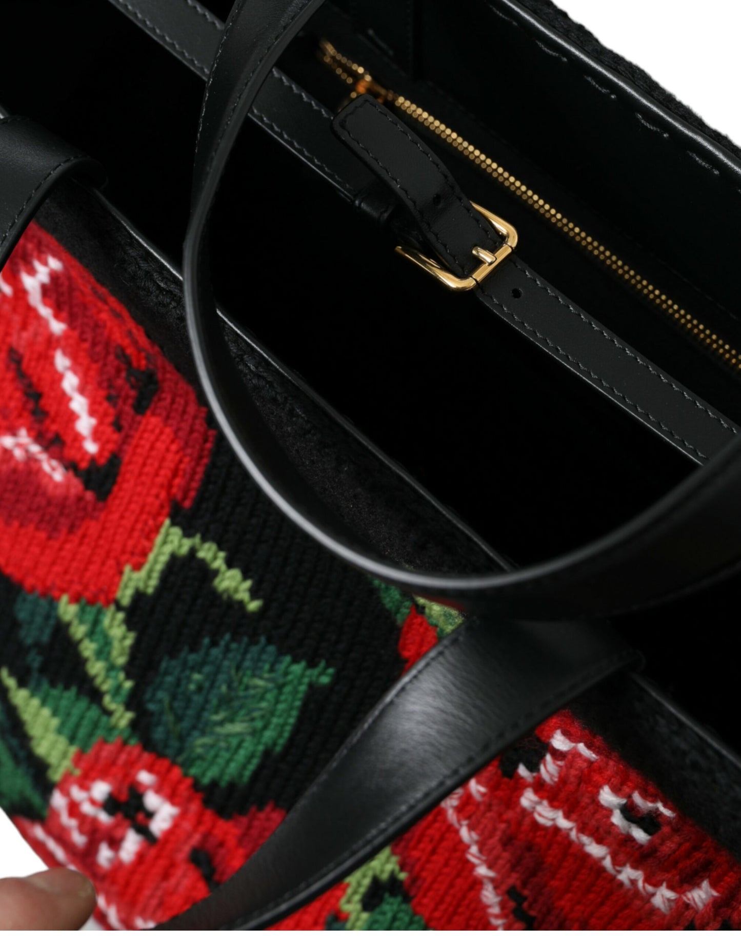 Розкішна чорна сумка Dolce &amp; Gabbana з вишивкою з квітами