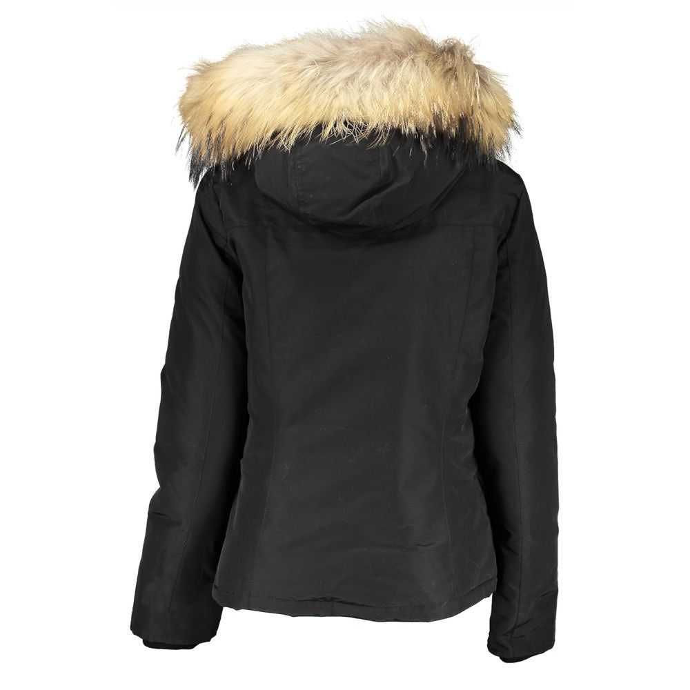 Чорні бавовняні куртки та пальто Woolrich