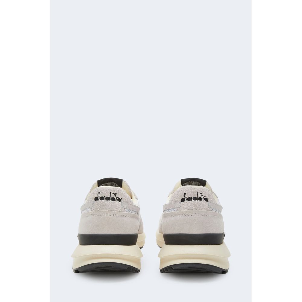 Білі шкіряні кросівки Diadora