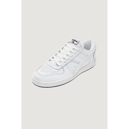Білі шкіряні кросівки Diadora