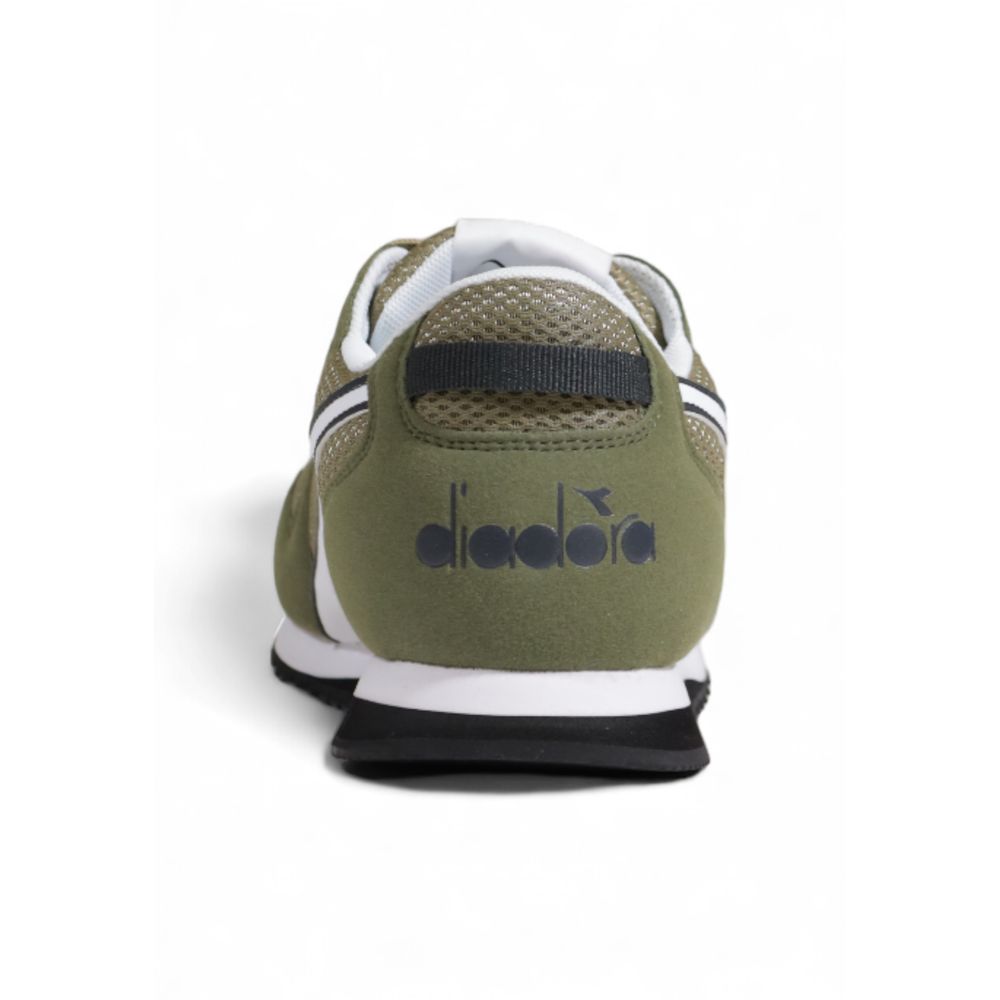 Зелені текстильні кросівки Diadora