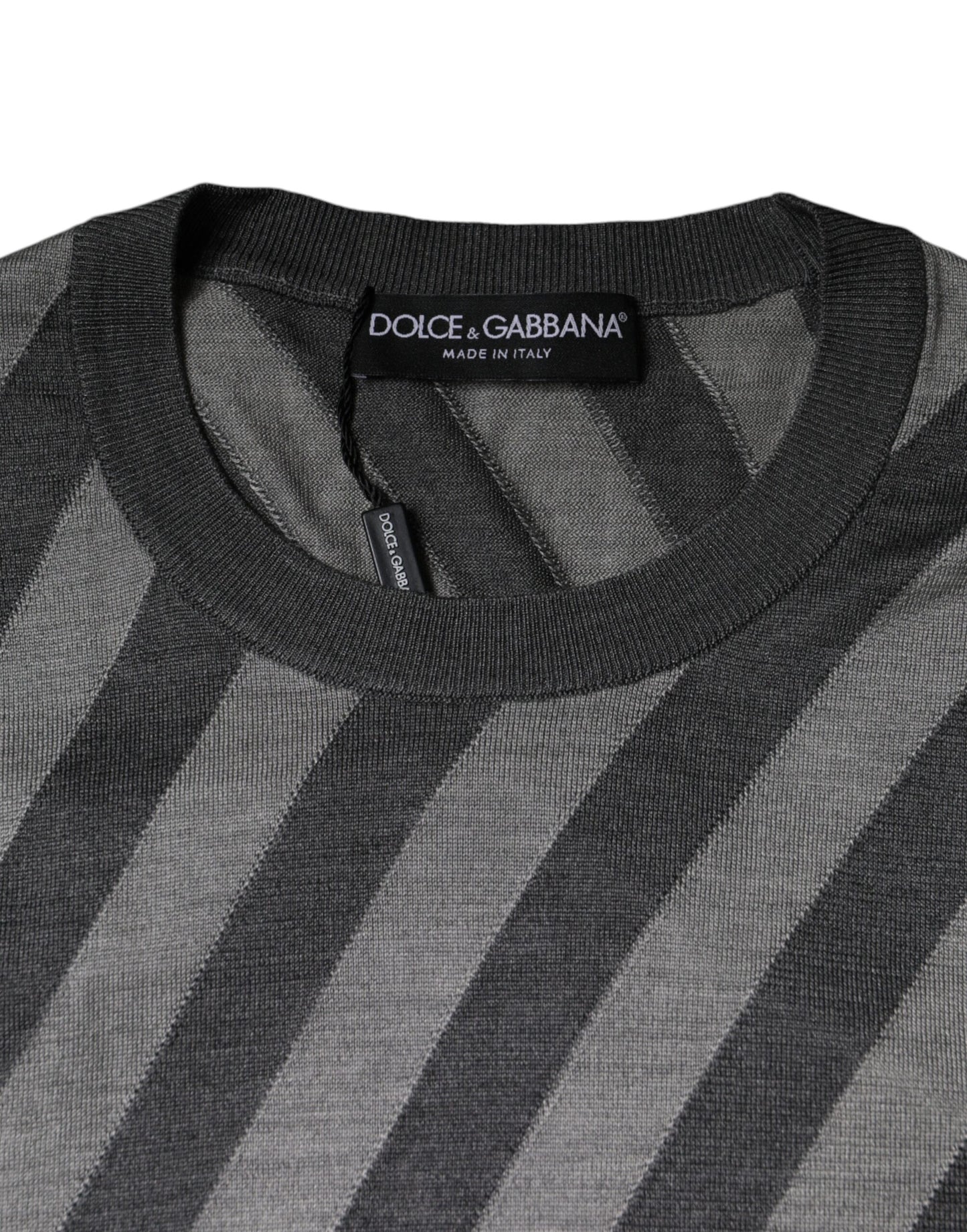 Пуловер Dolce &amp; Gabbana в сіру смужку з довгим рукавом і круглим вирізом