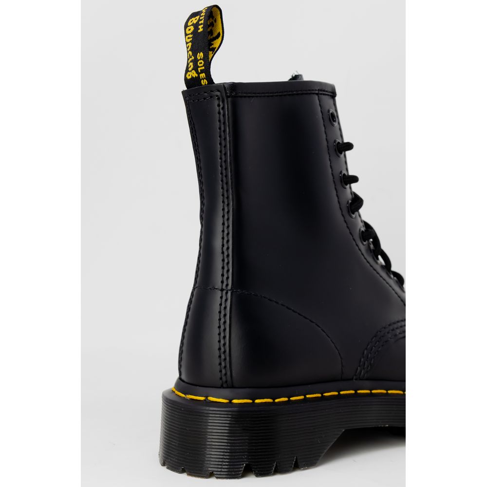 Чорні шкіряні черевики Dr. Martens