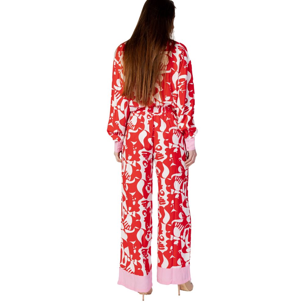 Червоні джинси та штани з віскози Vila Clothes
