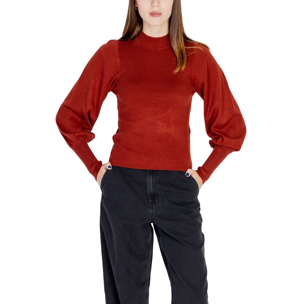 Червоні віскозні топи та футболки Vero Moda