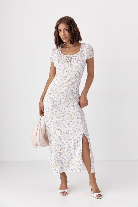 Short-sleeved floral dress