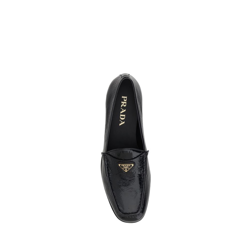 Лофери з логотипом Prada