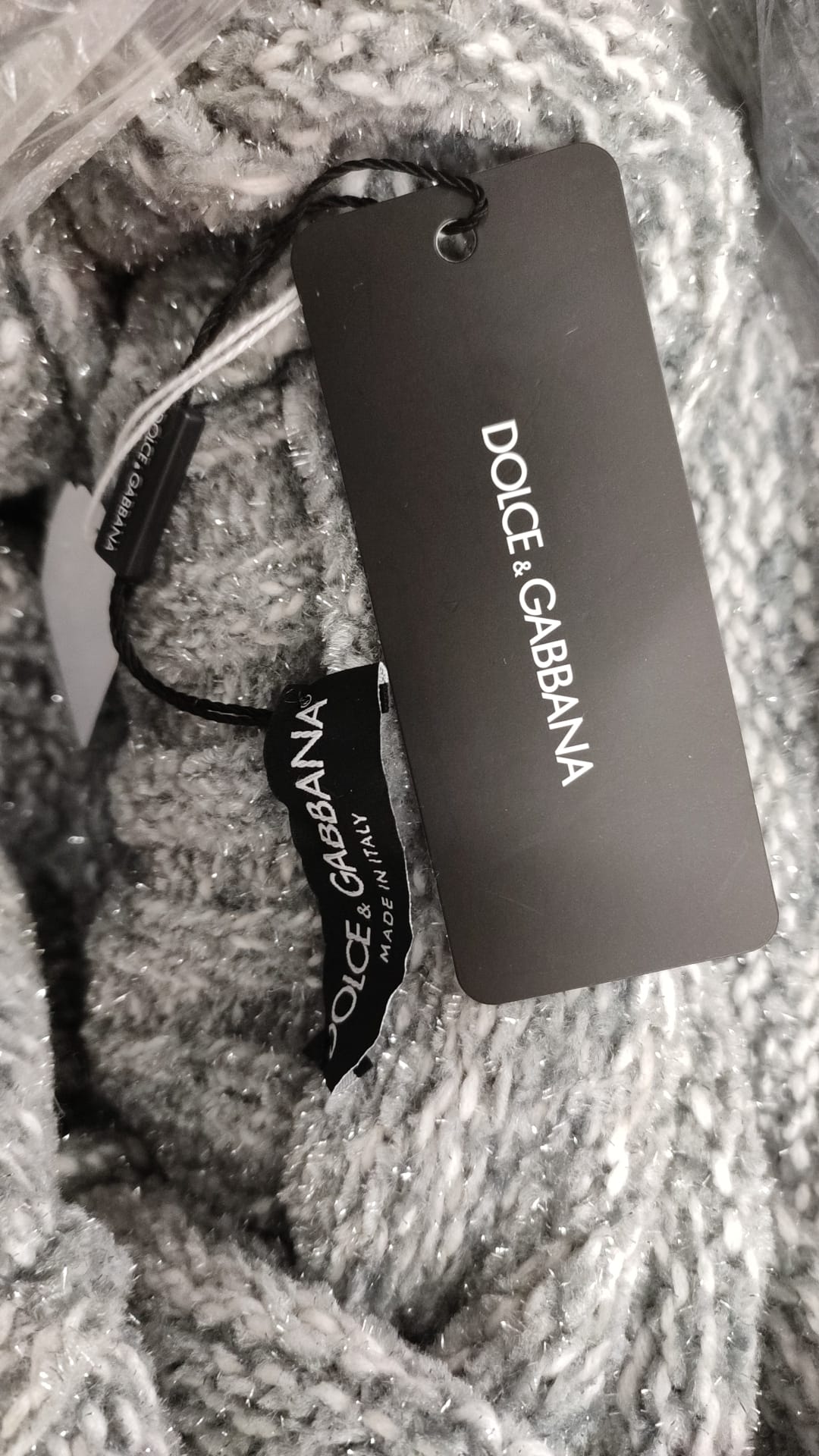 Елегантний пуловер із сірим кашеміровим горлом Dolce &amp; Gabbana