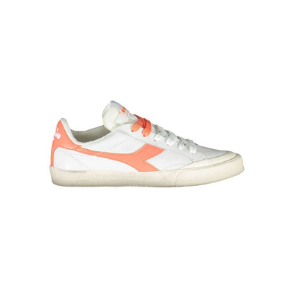 Білі шкіряні жіночі кросівки Diadora